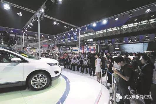 北京车展盛大开幕，现场亮点深度探寻