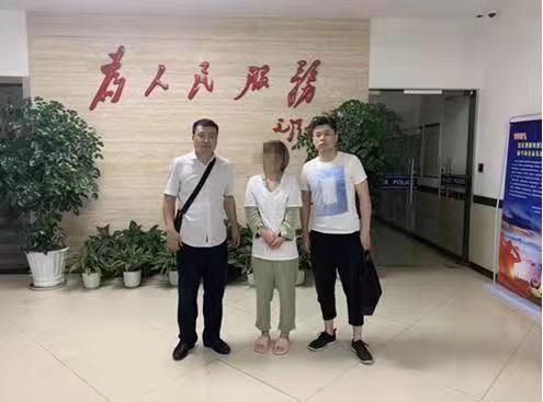 女校长涉嫌诈骗背后的悲剧，自杀身亡揭示真相的惊人内幕