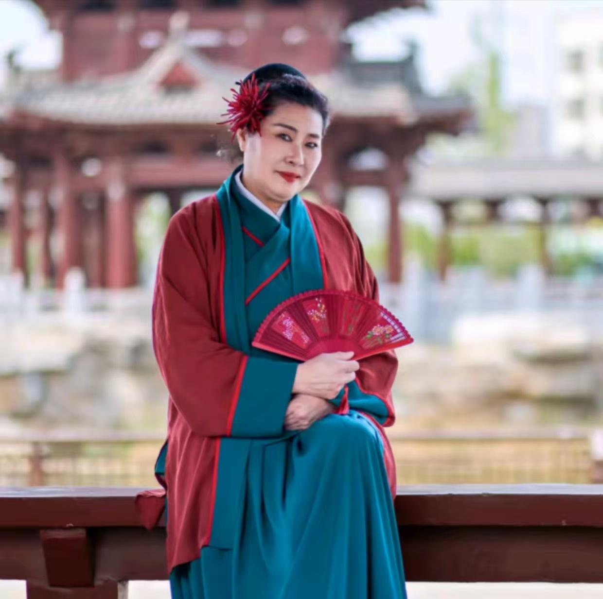 王婆说媒背后的故事，保安小哥的颜值缘分邅逅记