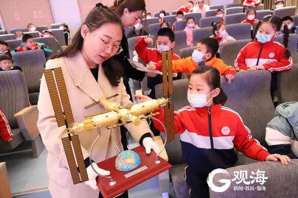 太空拆礼之旅，李聪的温情礼物探索之旅