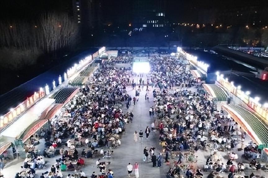 淄博烧烤，持续热度的魅力之源