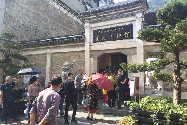 五一假期旅游热潮来袭，各地精心准备迎接游客高峰