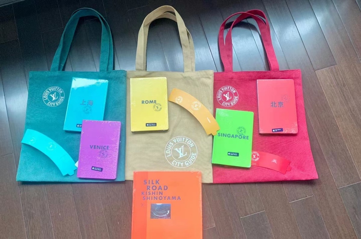 媒体热议，580元买LV帆布袋现象引发热议