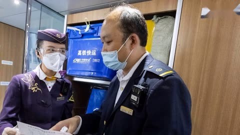 高级动卧乘坐体验，8分钟旅程与420元的美好交融