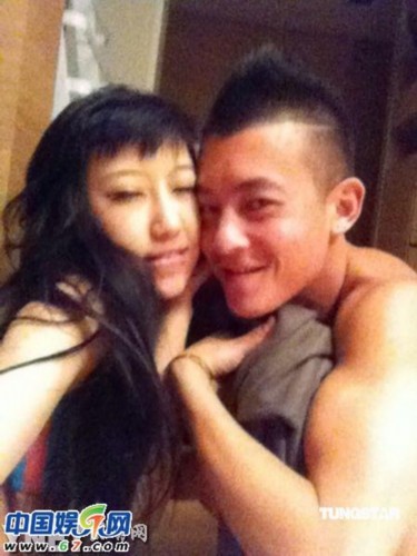 拜登儿子艳照门事件揭秘，全球裸照丑闻背后的招妓风波