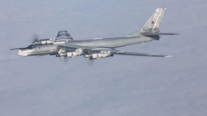 俄中巡航军机活动未侵犯任何国家领空声明发布