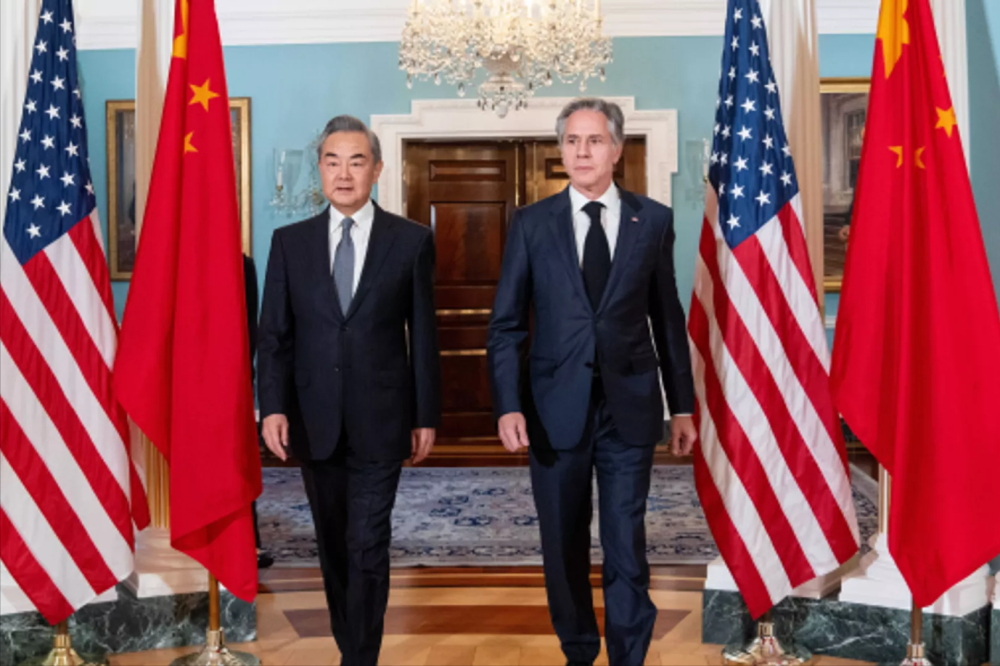 王毅与布林肯会面，中美外交新动向及全球视野下的对话展望