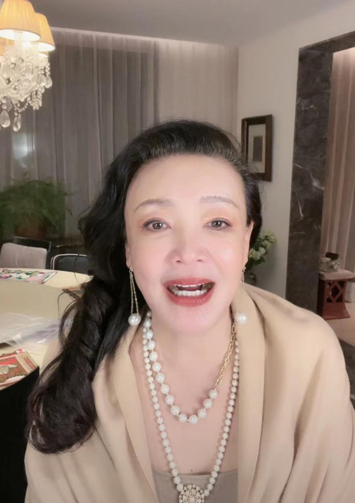 张兰直播中的激情与活力之夜
