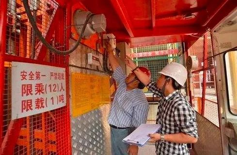 揭秘钢材盗窃团伙，利益链下的安全隐患与千元买通工地保安的真相