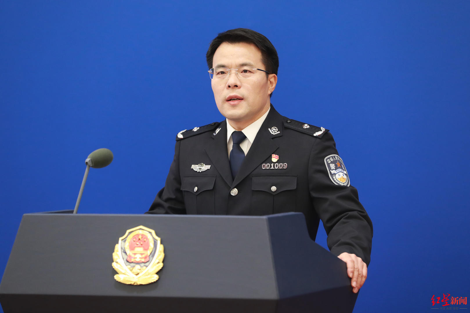新任公安部禁毒局局长首次公开亮相，面临挑战与机遇的双重考验