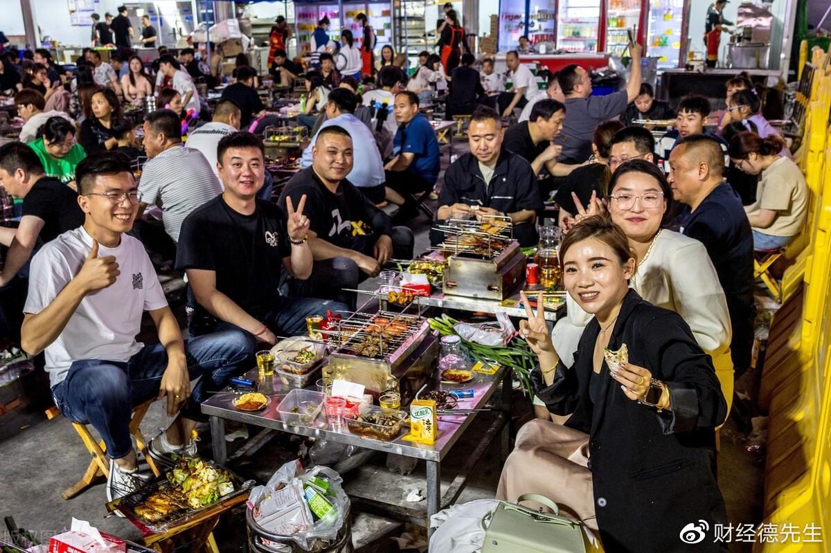 银川烧烤店背后的创业历程与决断，一位身价千万老板的历程揭秘