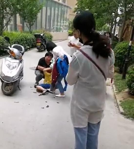 两岁男童坠楼身亡引发深思，家属维权索赔之路令人痛心疾首