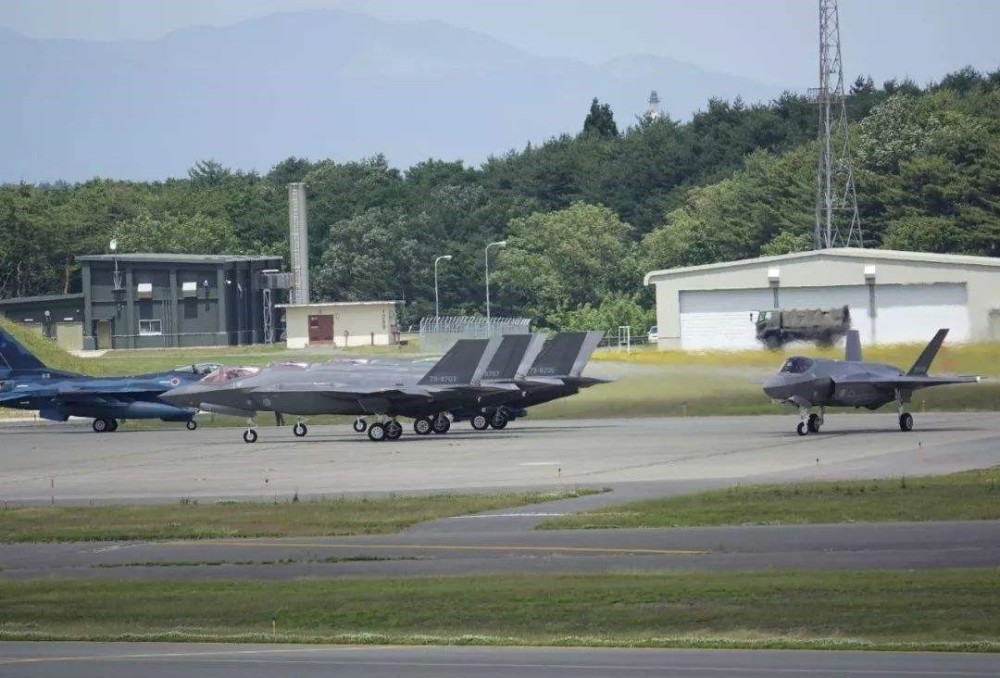 日本自卫队F-35战斗机紧急着陆事件深度剖析