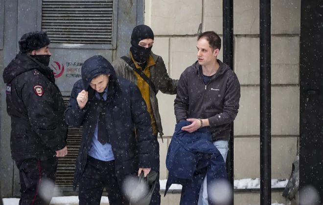 华尔街日报记者获刑事件，间谍罪与媒体风波的深度探究