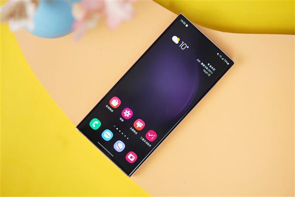三星S25系列，奔驰首席设计师倾力打造，OneUI革新亮相