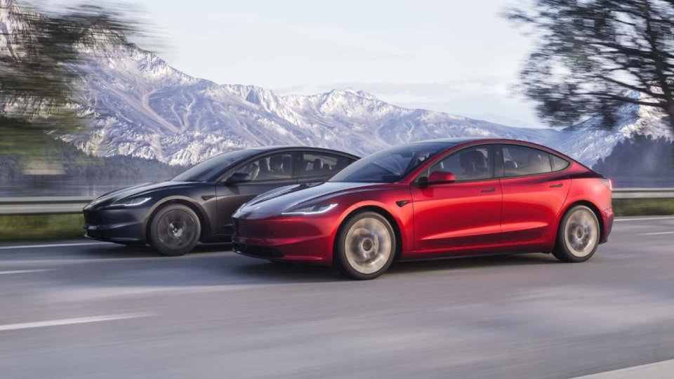 特斯拉新款Model 3长续航后驱车型引领电动汽车新纪元，享受税收抵免优惠