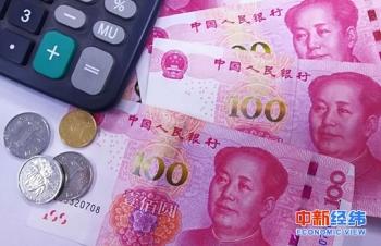 华安基金视角下的美国经济洞察，PMI超预期与零售销售数据偏弱对黄金市场的影响分析