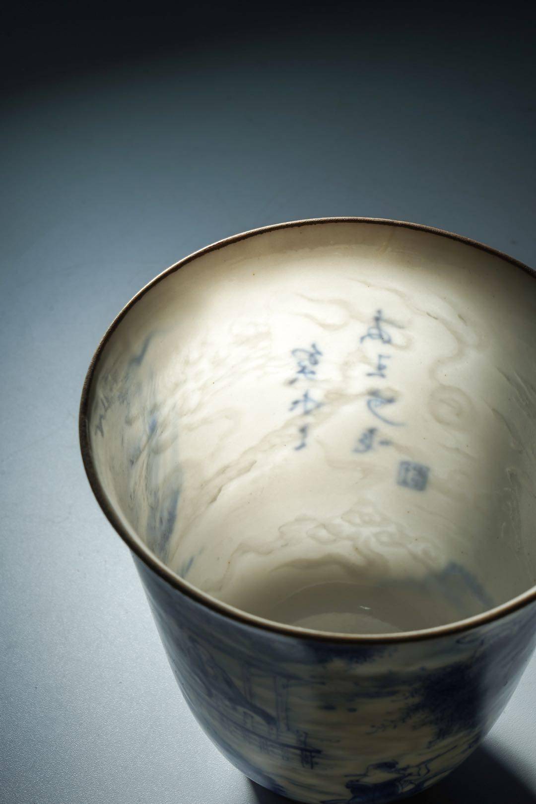 建业地产人事变动，李桦辞任非执行董事——战略调整与未来发展展望