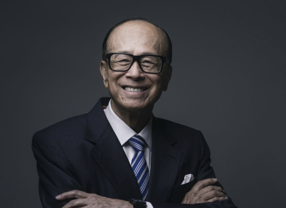 李嘉诚药铺帝国，缔造财富传奇，价值达250亿