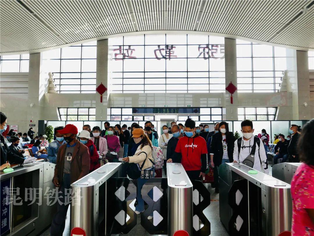 5天休假模式响应策略