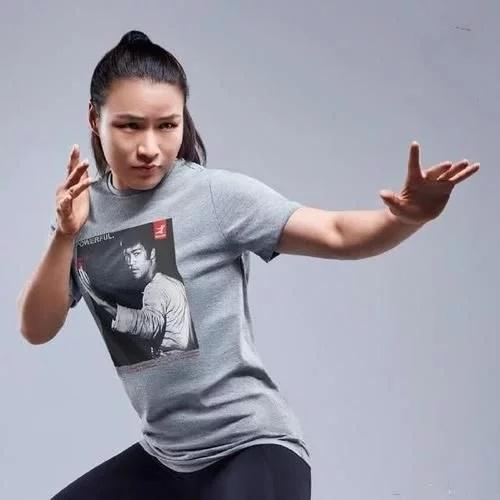 闫晓楠惜败杨迪罗巴，张伟丽之战遗憾落空