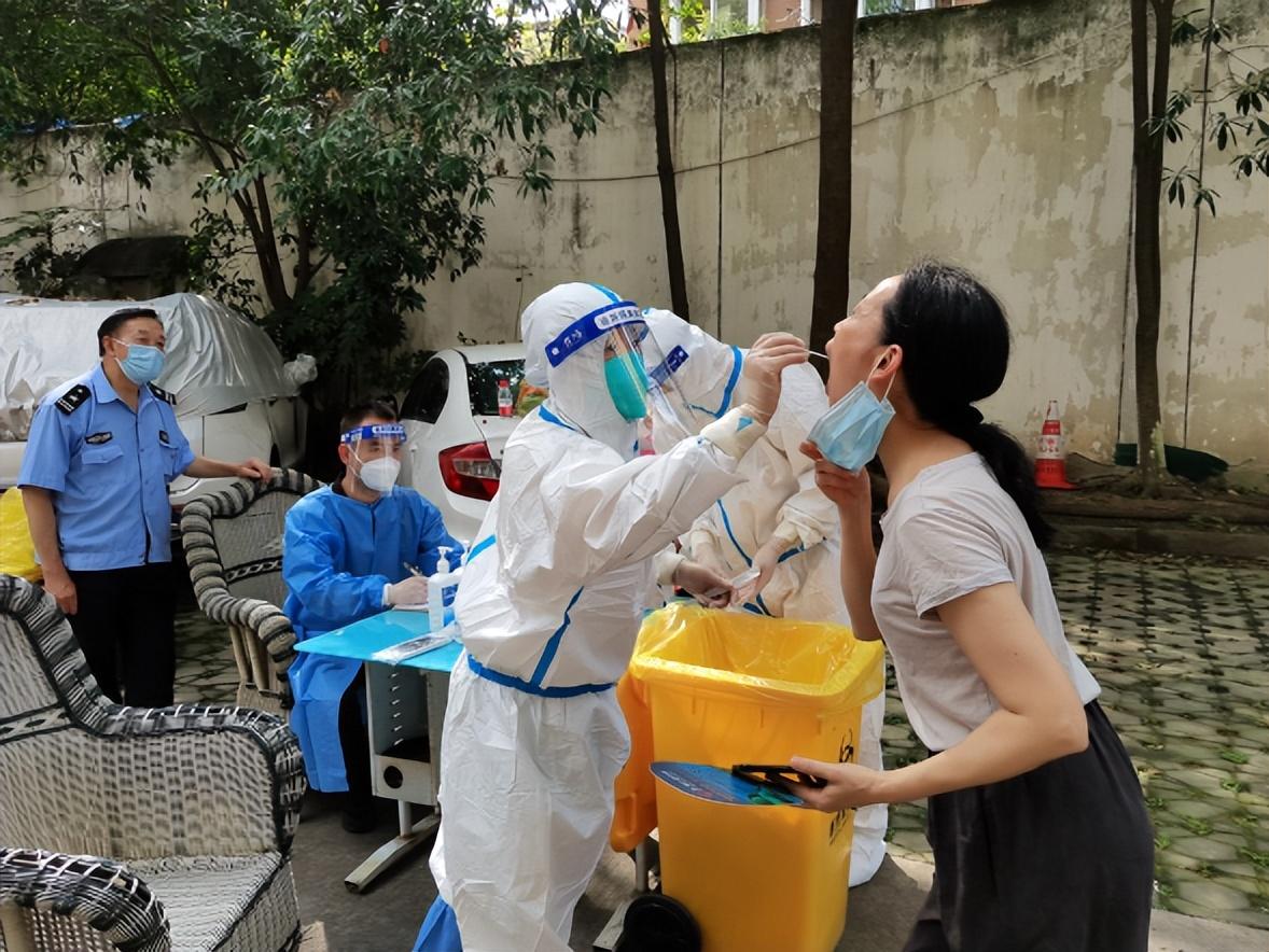 梦之队，共筑梦想，携手前行