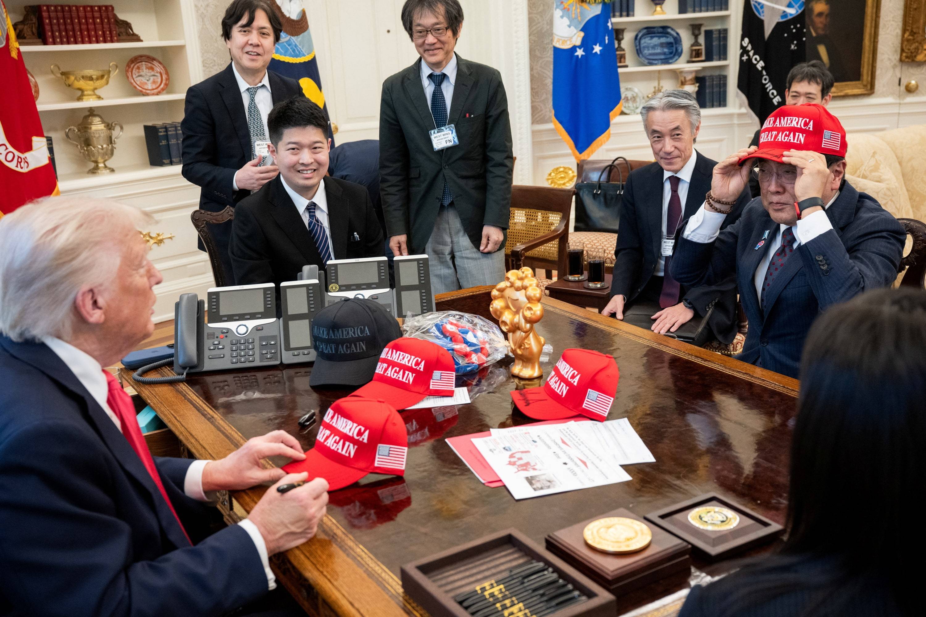日本首席贸易谈判代表与美国商务部长就关税问题展开深入对话