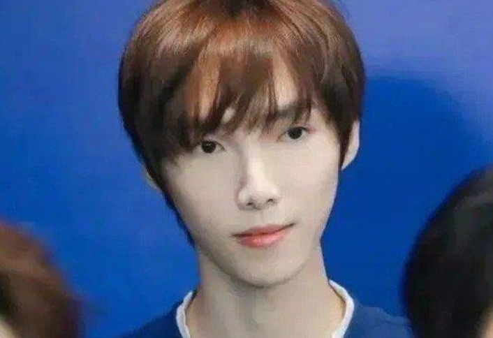 QKO工作室郑声辟谣，否认赵磊化妆传闻