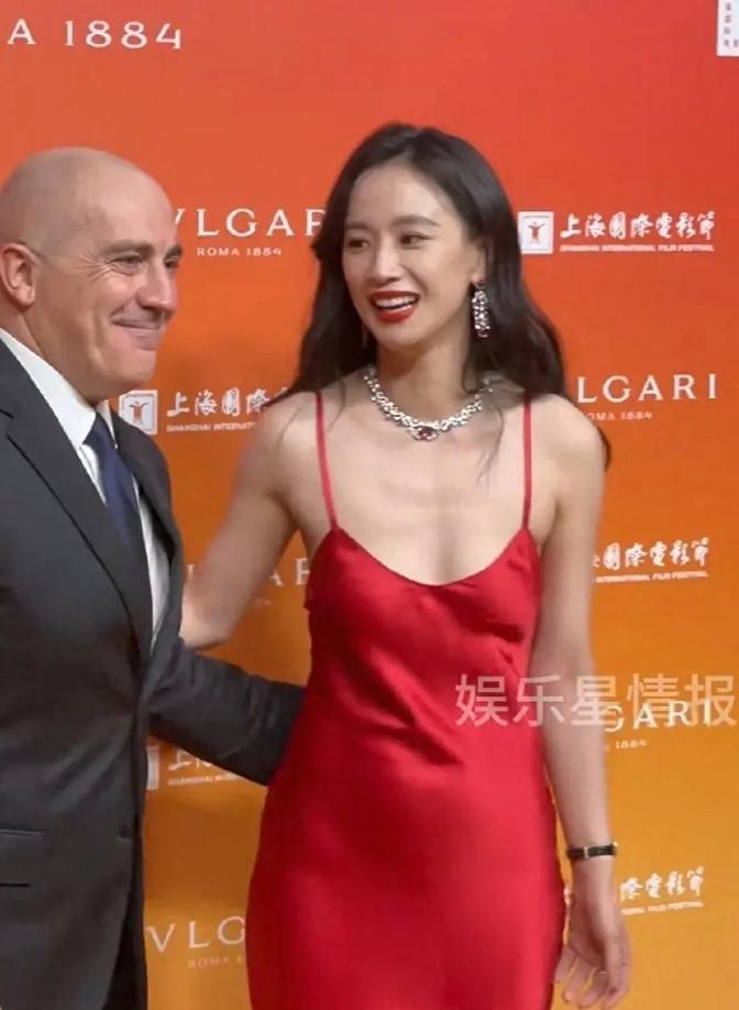 李梦墨雨云间获奖，哽咽感谢于正的肯定与支持