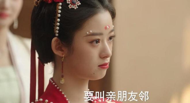 黄杨钿甜的母亲，不应隐身的重要角色