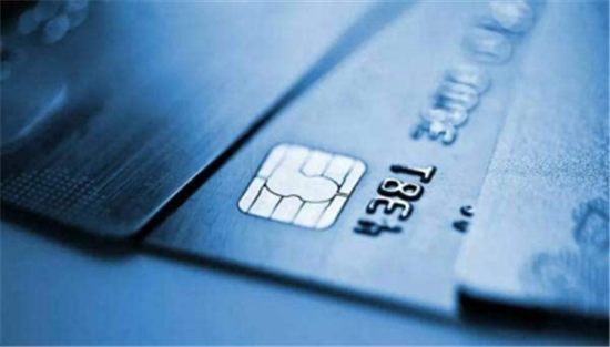 银行信用卡现金分期暗战再起，最低2字头利率诱惑