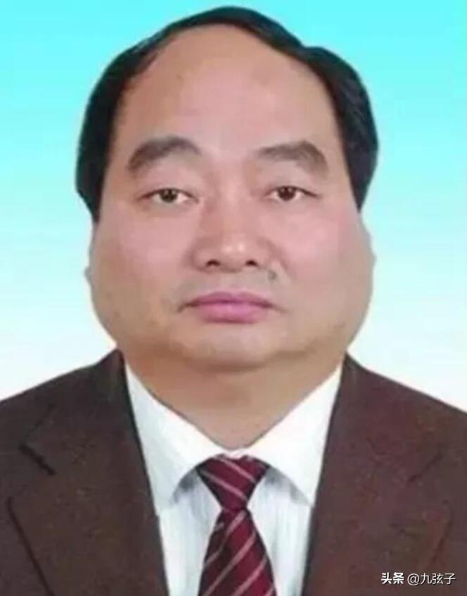 重庆贪官祖坟发现3公斤金砖，权力与财富的交织秘密
