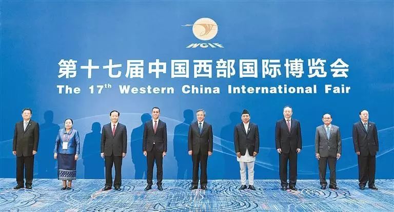 老挝工商会主席眼中的中国数字化优势与合作期待