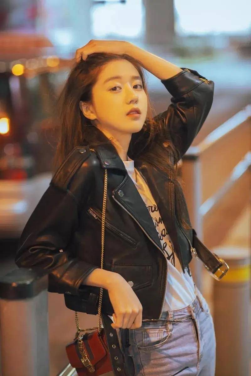 李凯馨回应疑似辱华录音事件，坚决否认并澄清