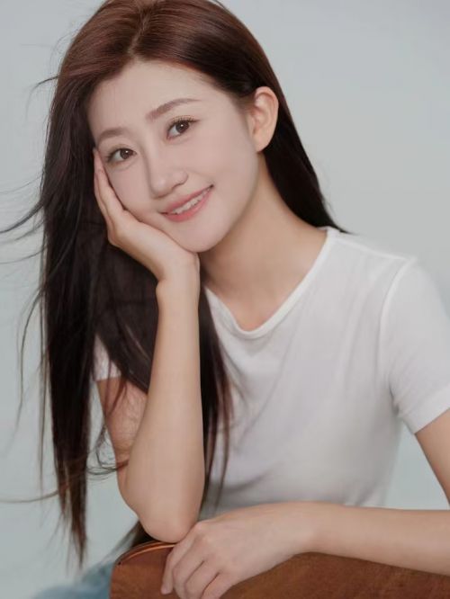 揭秘影视行业幕后，女演员的实录与反思