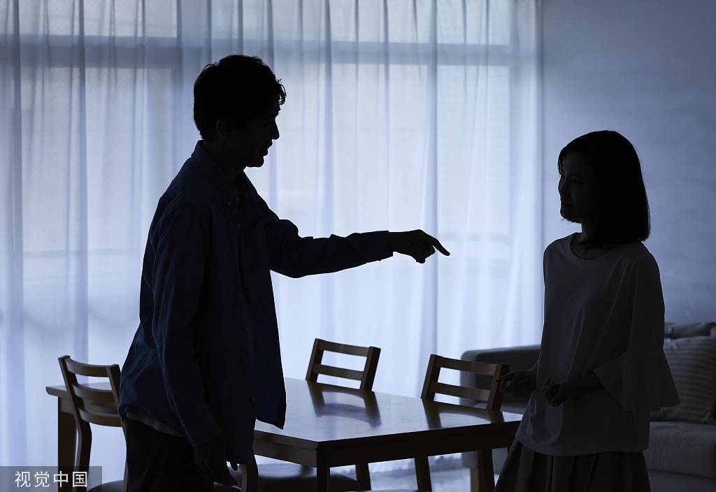 单亲母亲再嫁之痛与母子决裂的背后真相